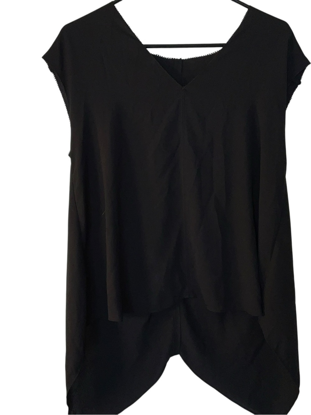 RACHEL Rachel Roy Black V-Neck Asymmetric Hem Top